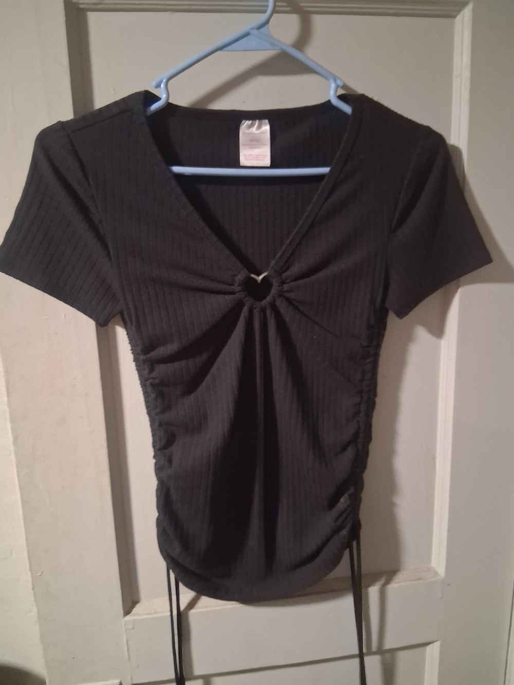 No Boundaries Black Ribbed Heart-Detail Crop Top